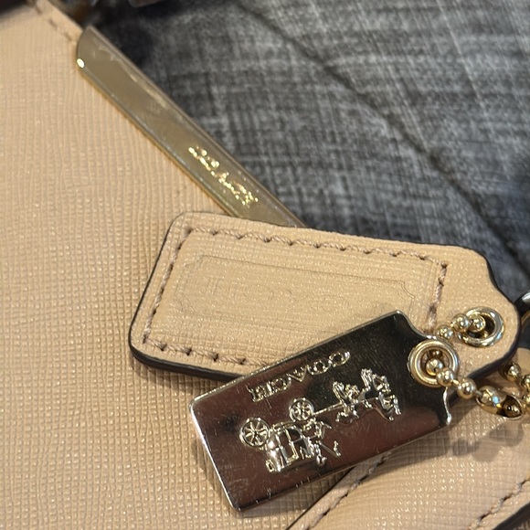 Coach Bag Madison Satchel Bag - Picture 15 of 17